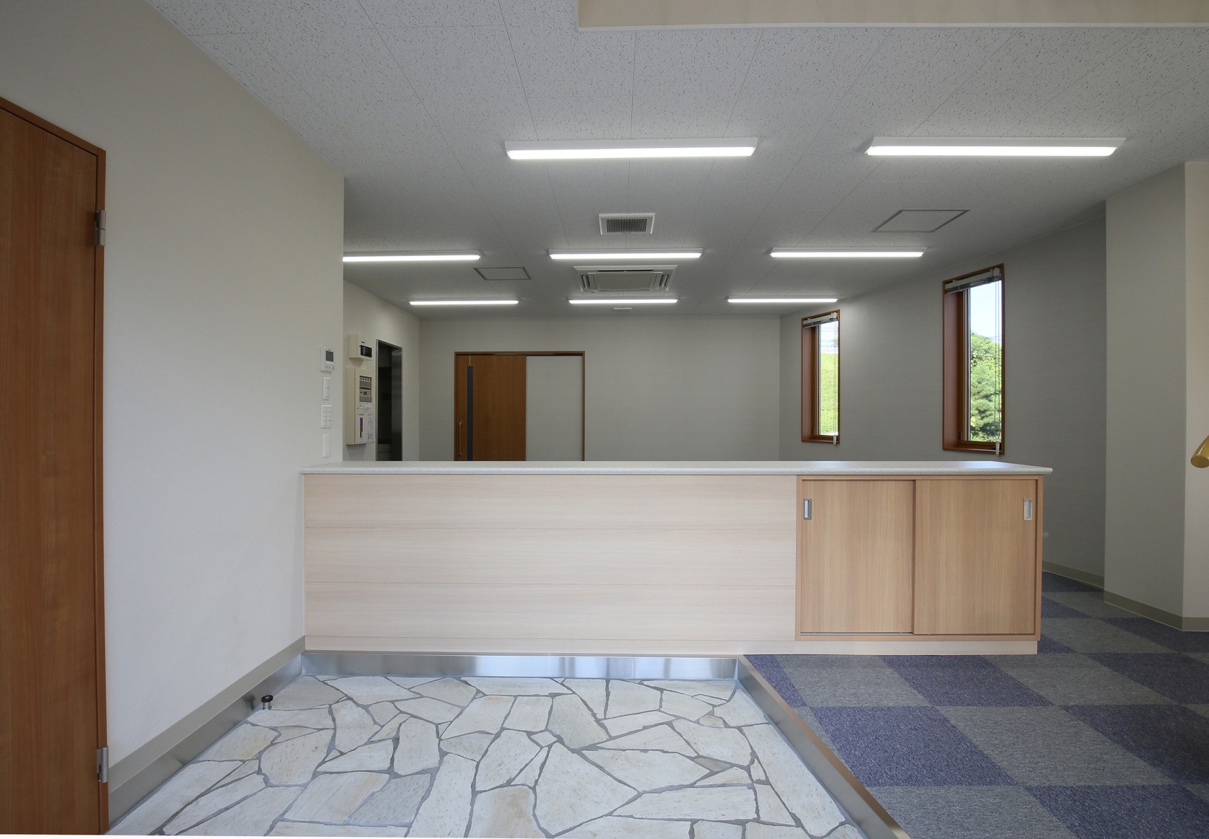 07　1階玄関ホール